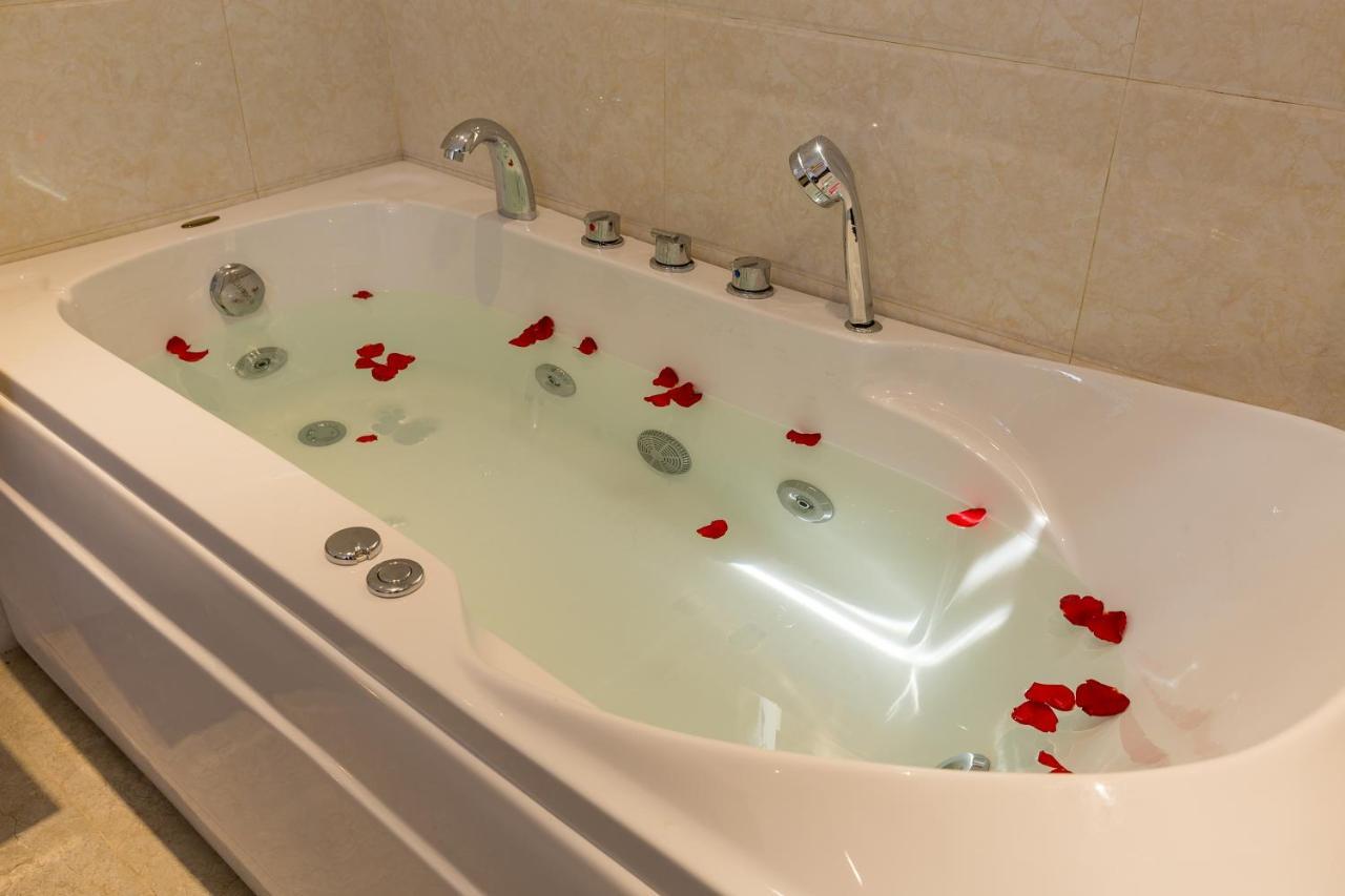 Roliva Hotel&Apartment Danang Bagian luar foto