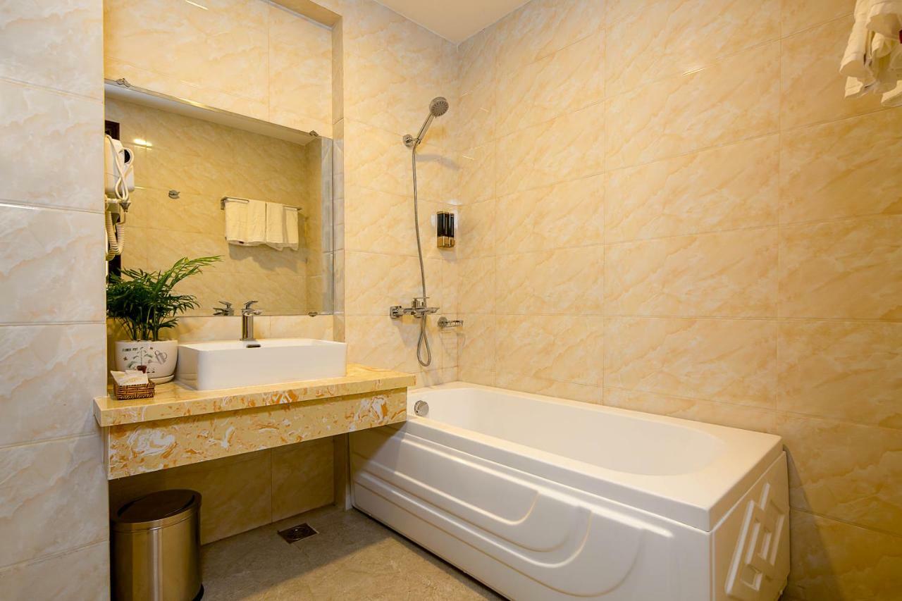 Roliva Hotel&Apartment Danang Bagian luar foto